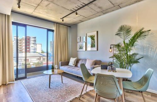 Sea Point Apartment | Secure studio, Sea Point Gem near promenade!