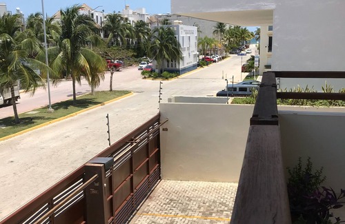 Zazil-ha Condo | Secure & Stylish Stay – Boutique Condo with 24hr Gated Access