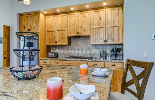 Sedona House | Sedona Spectacular-Salt Water Pool & Hot Tub, Red Rock Views, Near Trails, Location!