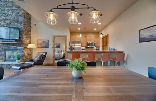 Pagosa Springs House | See Fall's Changing Colors! Charming Alpine Escape with Fireplace, 8 Minutes to Downtown Pagosa