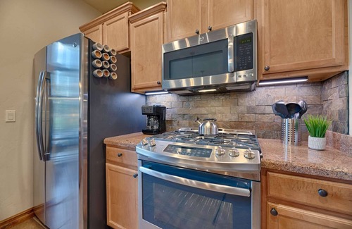 Pagosa Springs House | See Fall's Changing Colors! Charming Alpine Escape with Fireplace, 8 Minutes to Downtown Pagosa