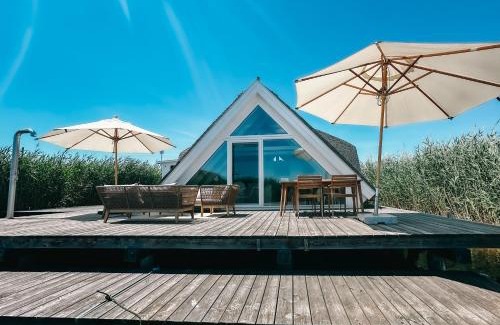 Rust House | Seehütte Sonnenschilf - Premium Hide-Away Ferienhaus in Rust direkt am Neusiedlersee