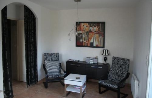 Segonzac Villa | Segonzac Villa Retreat, cleaning included