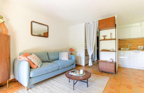 Le Lavandou Apartment | SELECT'soHOME - Studio Cabine à quelques pas de la plage de Saint-Clair - PARCFO15