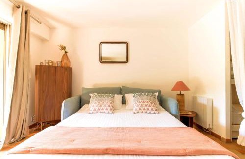 Le Lavandou Apartment | SELECT'soHOME - Studio Cabine à quelques pas de la plage de Saint-Clair - PARCFO15
