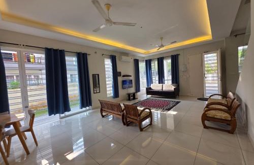 Sungai Badau House | Selendang In Krubong Near Std Hang Jebat, MITC & UTEM