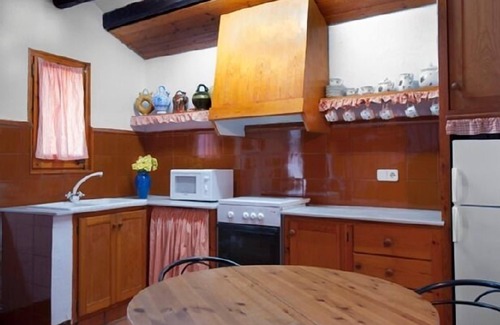San Sadurni Cottage | Self catering Masía Olivera for 4 people