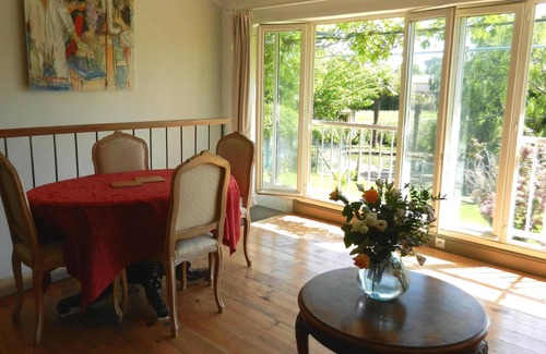 Arles Cottage | Self-catered gite in countryside Mas in the middle of fields, 10 min from Arles