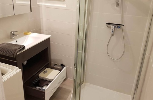 Les Assions Other | Self catering accomodation Ardèche méridionale Les Vans CAPACITE maxi 4/5 persons