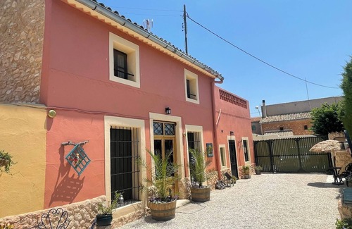 Ubeda House | Self catering Accommodation for the Larger Group