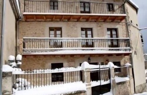 Pradena Cottage | Self catering Balaada de la Molinera for 6 people