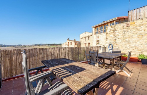 Les Piles Cottage | Self catering Can Gasol for 12 people