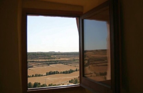 Montfalco Murallat Cottage | Self catering cottage Cal Estasia for 3 people
