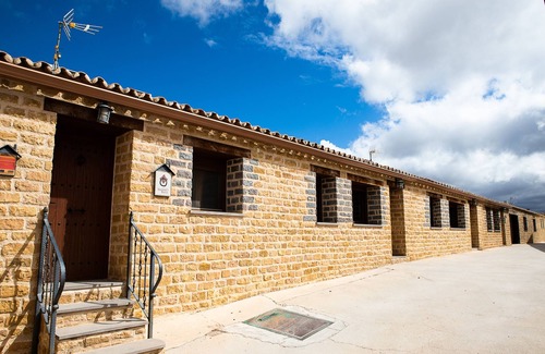 Lecera Cottage | Self catering La Granja for 5 people