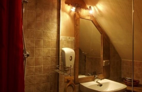 Navafria Cottage | Self catering La Hijuela de Pindó for 12 people