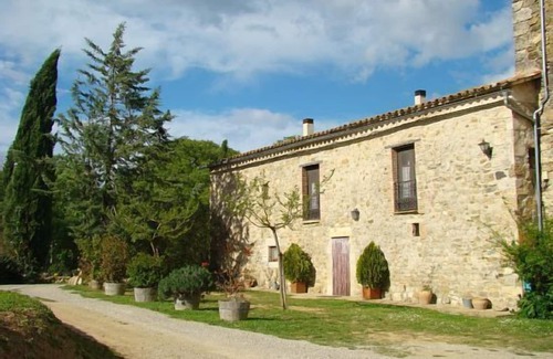 Maia de Montcal Cottage | Self catering Mas Riera for 8 people including children