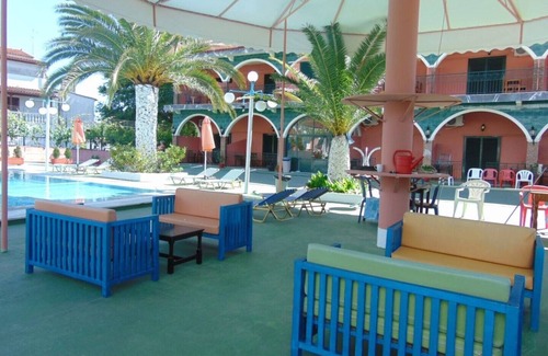 Vassilatika Apartment | self catering studio in the nature with shared pool