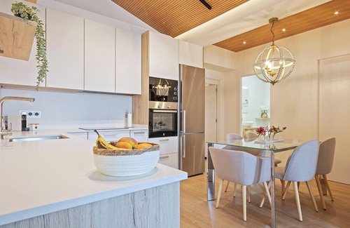 Sant Ramon Cottage | Self catering Villa Manresana for 24 people