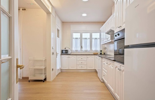 Sant Ramon Cottage | Self catering Villa Manresana for 24 people