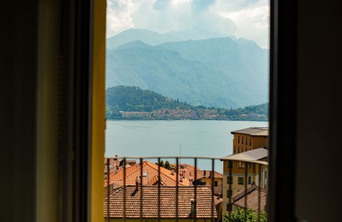 Cadenabbia Apartment | SELF CHECK IN, PRIVATE PARKING, MESMERIZING VIEWS!