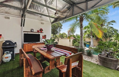 Capalaba Apartment | Self-contained 2 brm "smart" apartment in Bayside Brisbane