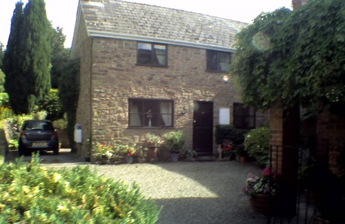 Leominster Cottage | Self-Contained Annexe, Ashton, Near Leominster. .