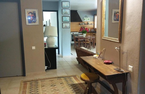 Fuveau House | Self-contained apartment in a villa on 4000 square metres of land