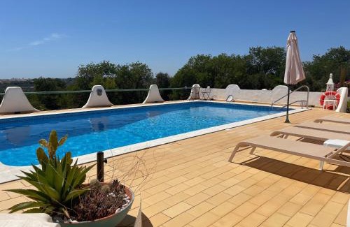 Albufeira Apartment | Self-contained floor of Quinta/Villa