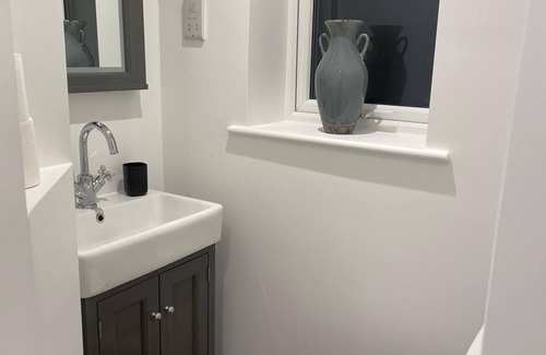 New Forest District Apartment | Self-contained Studio annex.