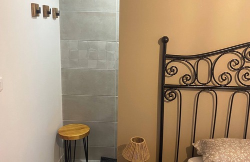 Fos-sur-Mer Bed & Breakfast | Self-contained, private accommodation in Fos sur Mer