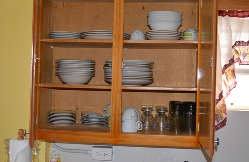 Wotton Apartment | Self Contained, Self Service, 2 Bedroom, 1 Bathroom, Air Conditioned
