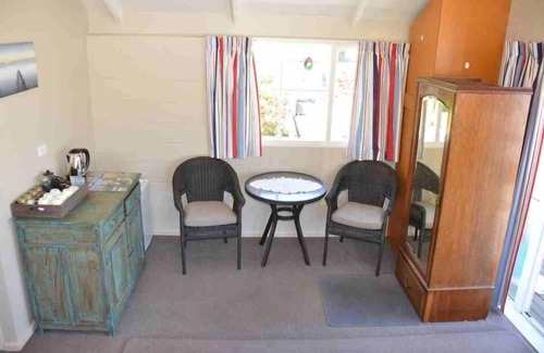 Akaroa Condo | self contained studio,