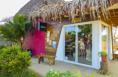 Las Escobas del Venado Hostel | Selina Playa Venao