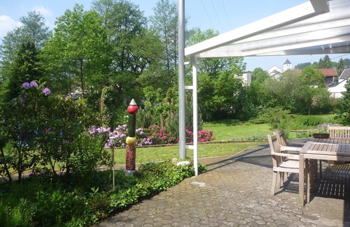 Sellerich Apartment | Sellerich Forest Hideaway