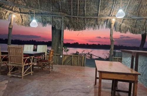Mloka Cabin | SELOUS RIVER VIEW LODGE