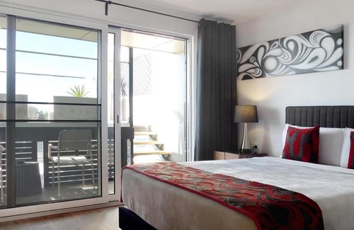 Semaphore Apartment | Semaphore Splash Apartments