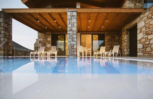 Lardos House | Semi-detached house with private pool