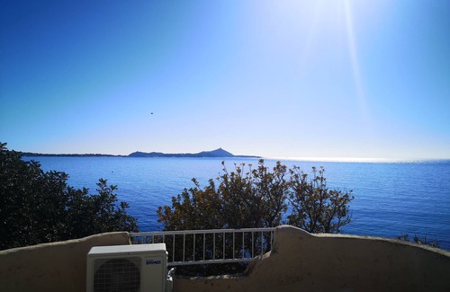 Villaggio Mandorli House | Semi-detached seafront terraced house with private garden IUN P5807 VILLINO 1.