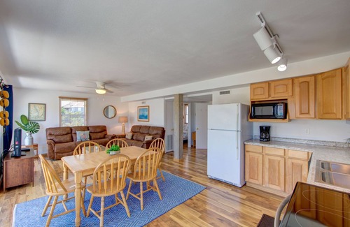 Avon Cottage | Semi-Oceanfront Beach Cottage II. Access across street to shops and restaurants