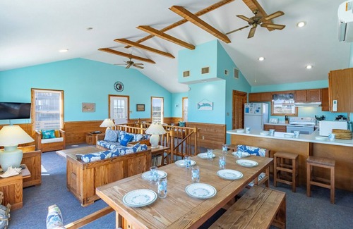 Corolla House | Semi-oceanfront home on the 4x4 beaches with gorgeous views!