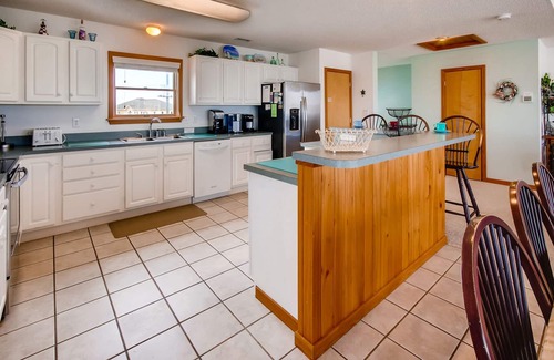 Avon House | Semi-Oceanfront w/Private Pool, Hot Tub, Game Room, Cargo Lift, Home Theater
