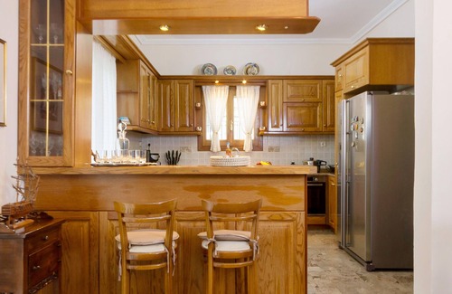 Potamos Apartment | Semiramis Apartment – Near Corfu Town with Free Airport Transfer