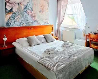 gmina Iwierzyce Hotel | Senator Gran Via