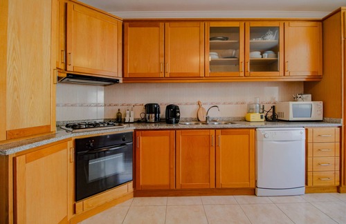 Darque Apartment | Senhora das Areias - Spacious Apt near Cabedelo Beach