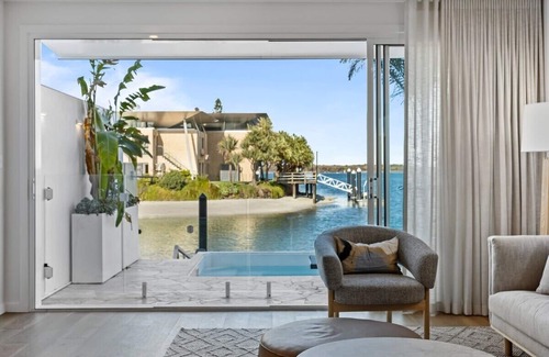 Runaway Bay House | Sensational Gold Coast Home