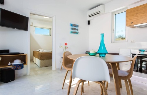 Pigianos Kampos Villa | Sensational Rethymno Villa | Villa Akaza | 2 Bedrooms | Beach Front | Private.