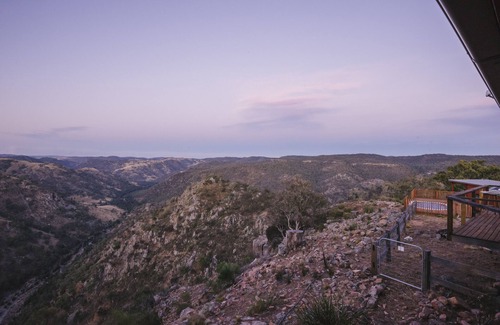 Canyonleigh Cabin | Sensational Views - Best in the Southern Highlands