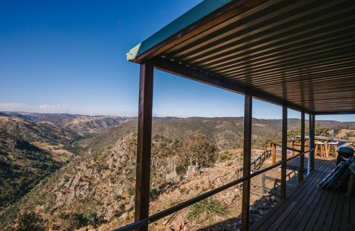 Canyonleigh Cabin | Sensational Views - Best in the Southern Highlands
