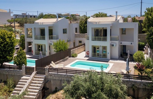 Dempla Villa | Sense Of Dream Villas - Marileta