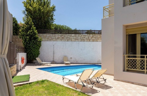 Dempla Villa | Sense Of Dream Villas - Marileta